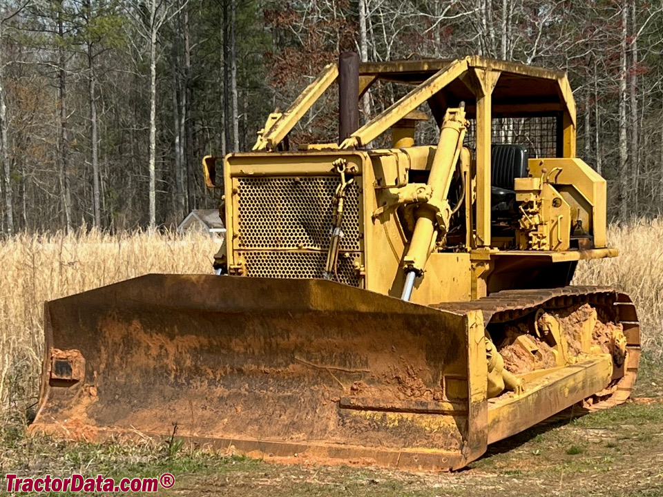 Allis-Chalmers HD-16 Series B bulldozer.