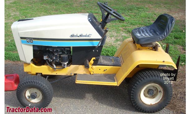 TractorData.com Cub Cadet 1315 tractor photos information