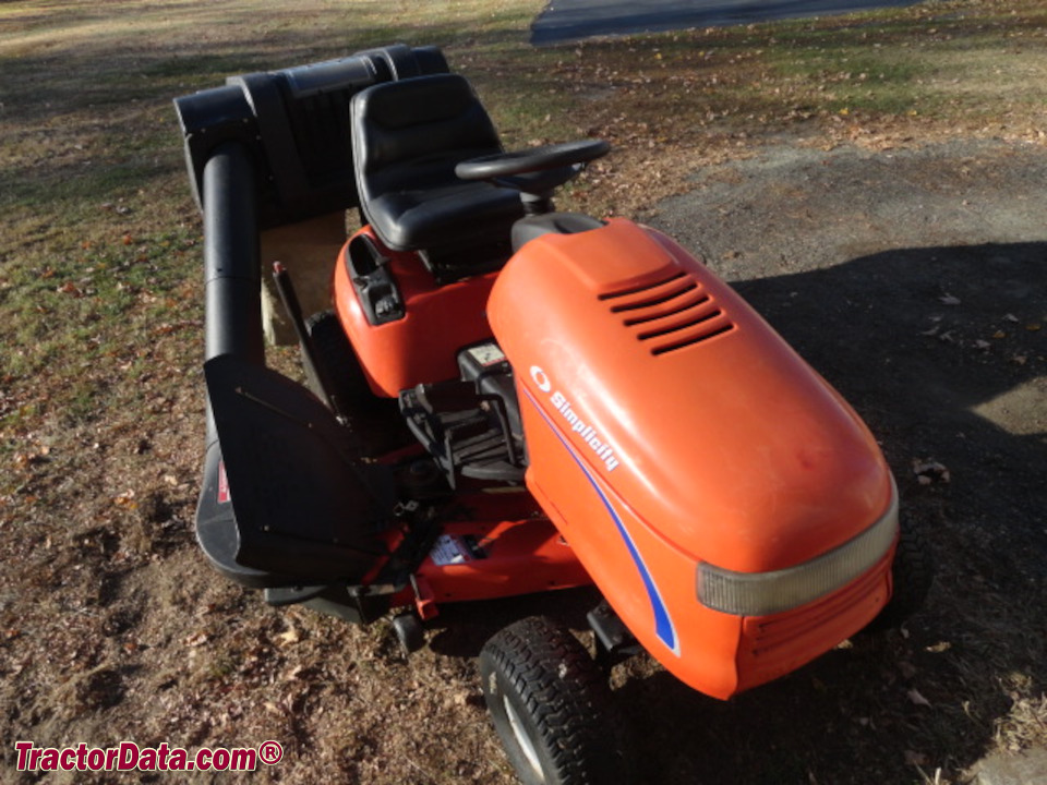 Simplicity Regent 16HV lawn tractor.