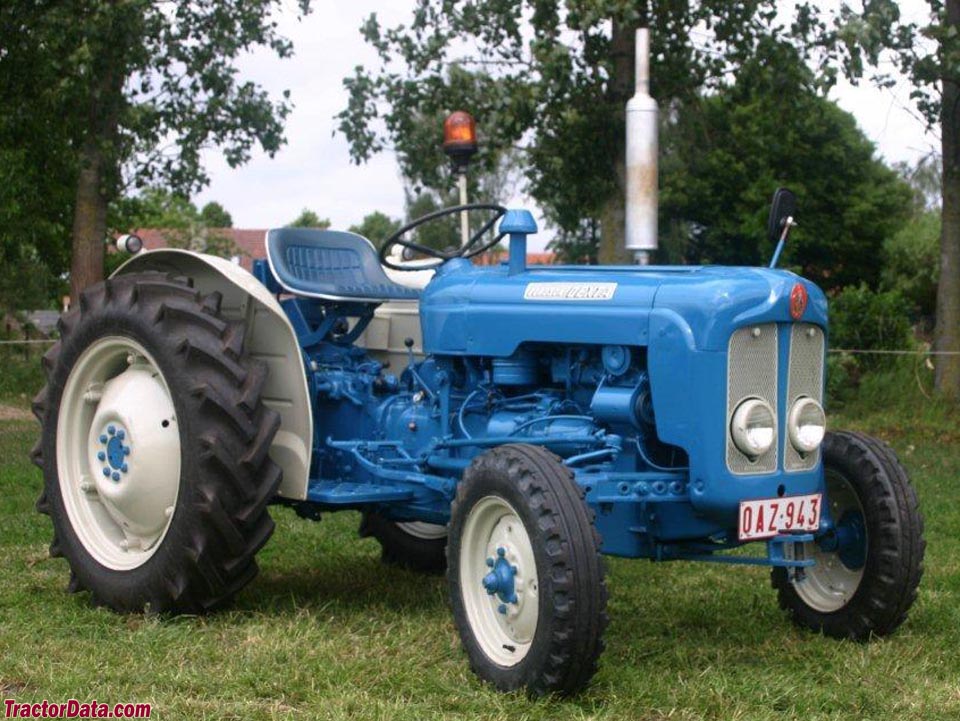 1958 Ford dexta tractor #9