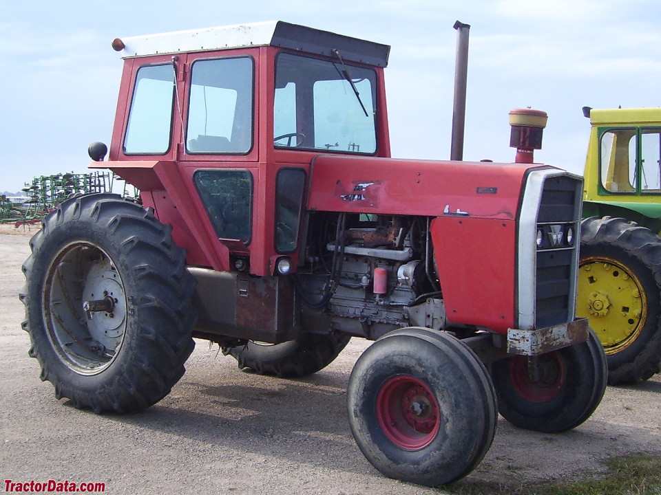 Massey Ferguson 1135 Tractor Information