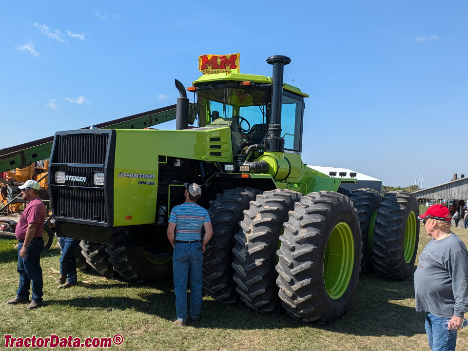 Steiger Panther CP-1400 four-wheel drive tractor.