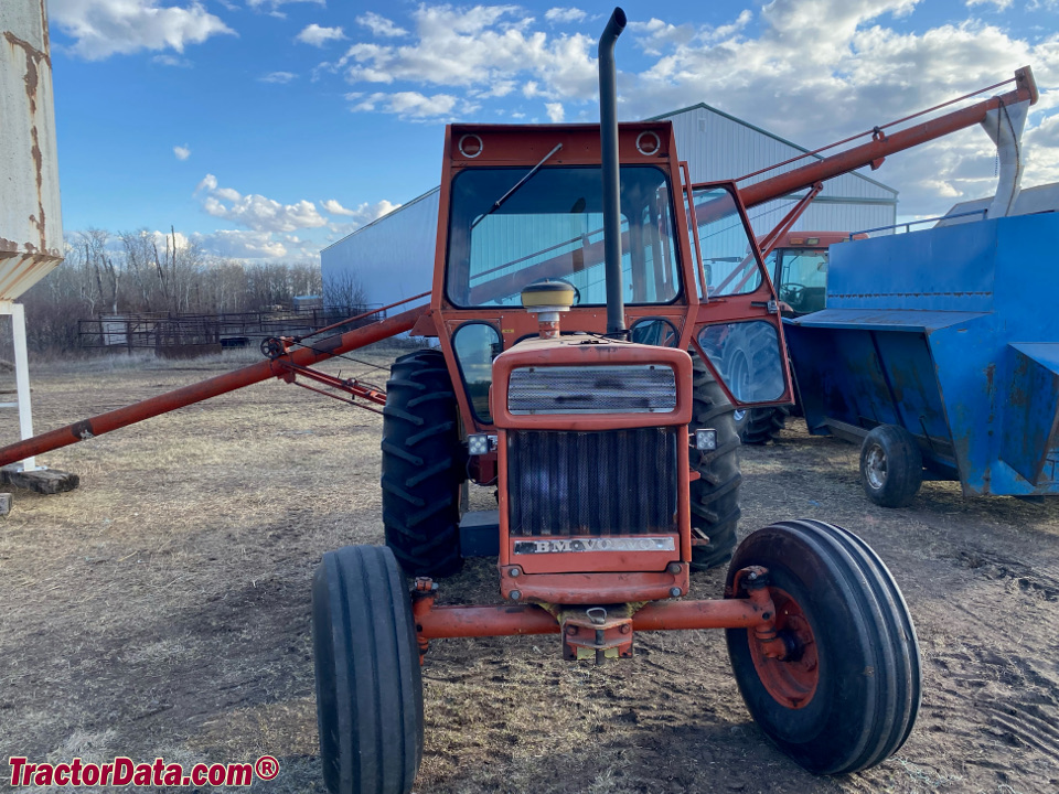 Volvo 810 Turbo tractor.