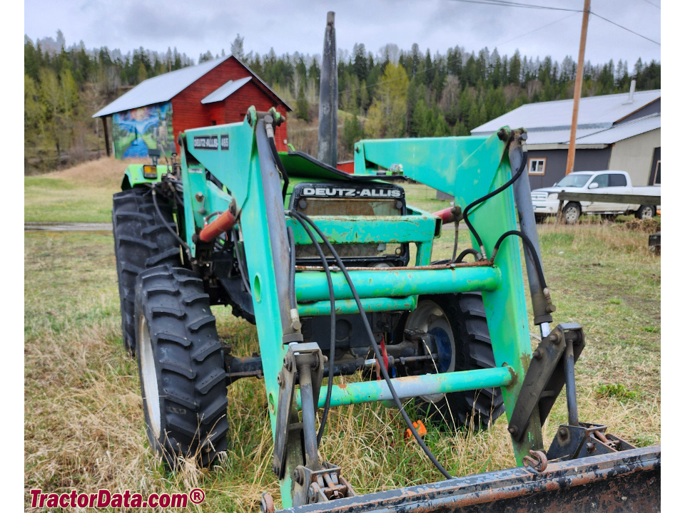 Deutz-Allis 6265 with 465 front-end loader.