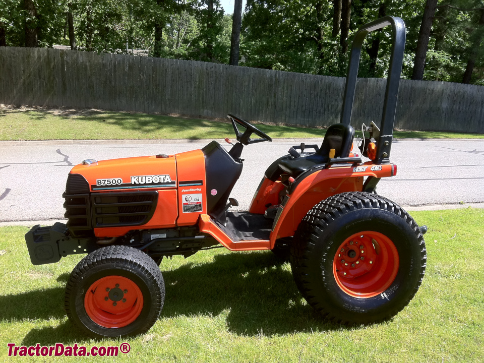 Kubota B7500HSD compact utility tractor.