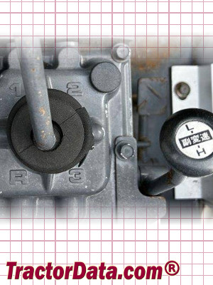 Satoh ST1520 transmission controls