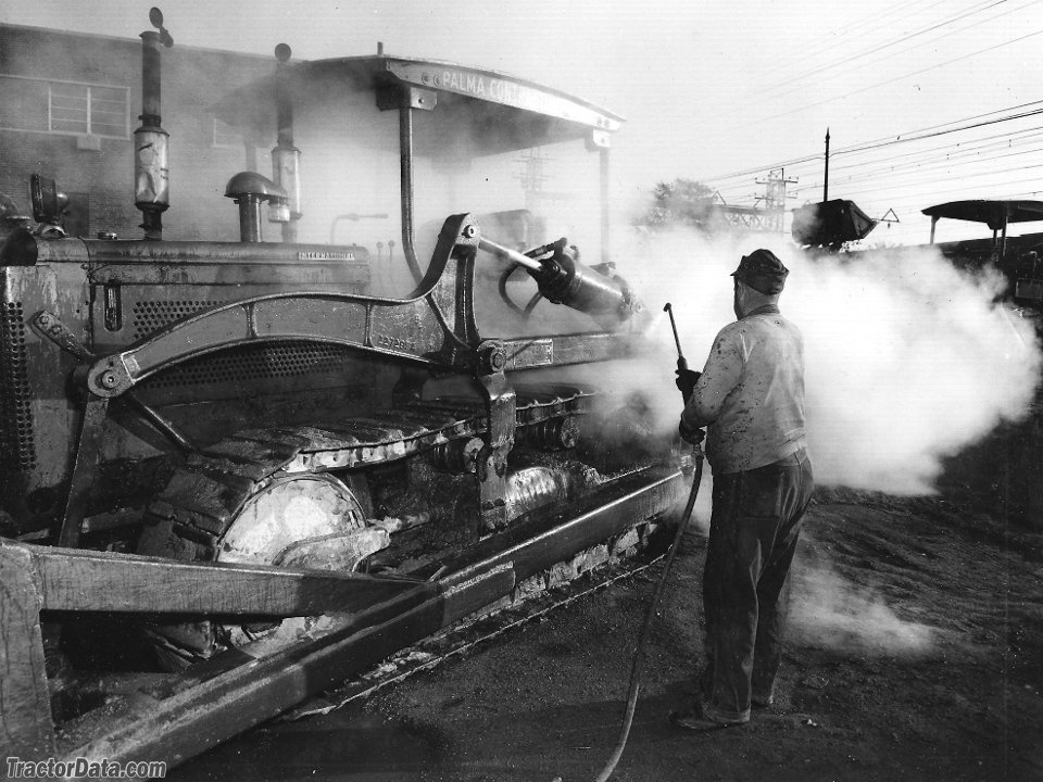 TD-18A Series 181, left side. Being washed down in a vintage photo from Palma Contracting.