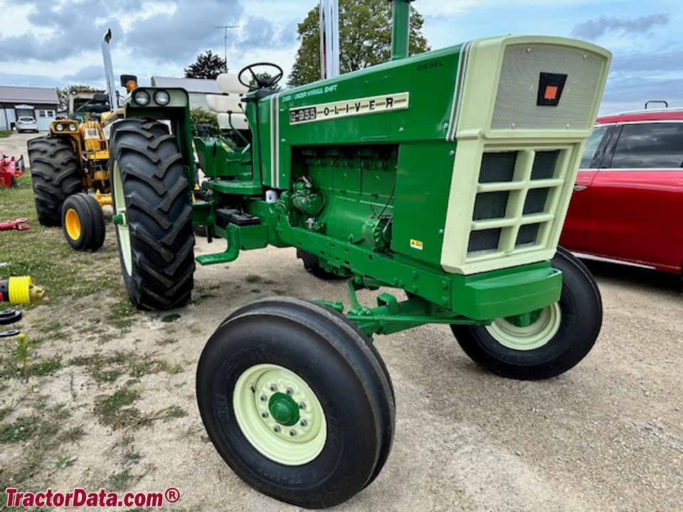 Oliver G955 row-crop tractor.