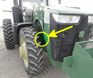 John Deere 8370R serial number location