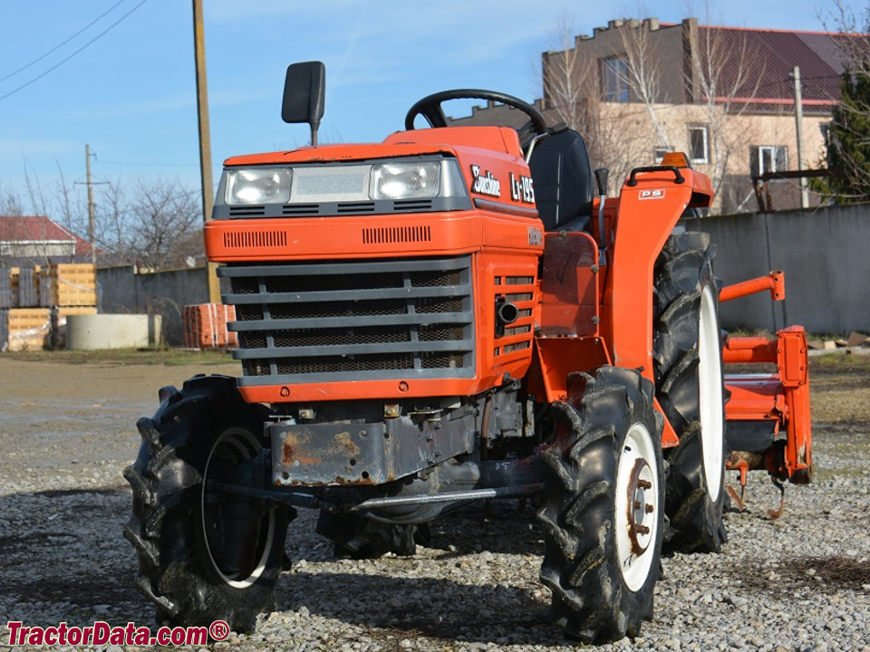 Massey Ferguson 2675 tractor.