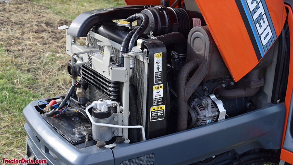 Kubota GT-30 engine image