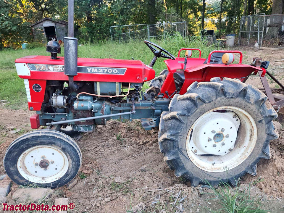 Yanmar YM2700 compact utility tractor.